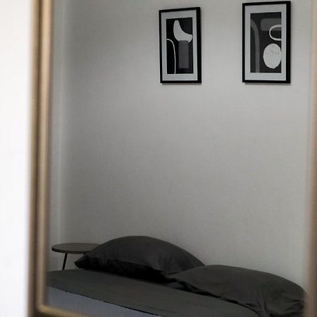 Pink Sand Sea Apartment アデリアノス・カンポス エクステリア 写真